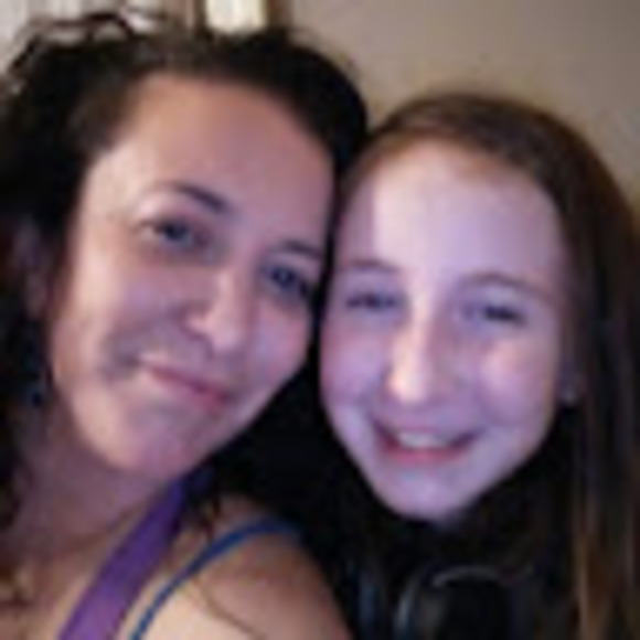 Meet your Posher, Melissa - Picture 1 of 1
